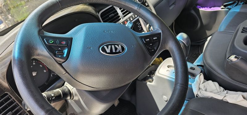 Автомобиль КИА БОНГО Автомобиль КИА БОНГО