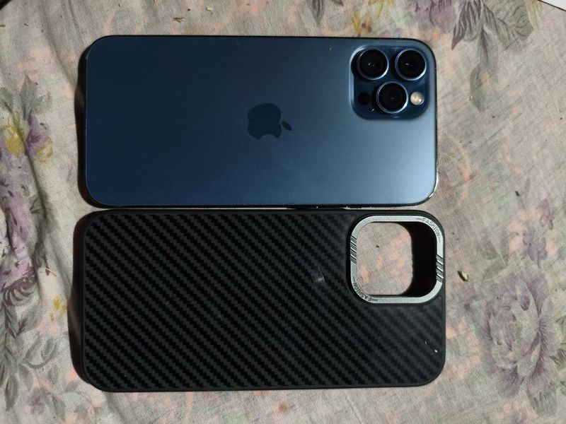 Iphone 12 pro max 256gb Iphone 12 pro max 256gb