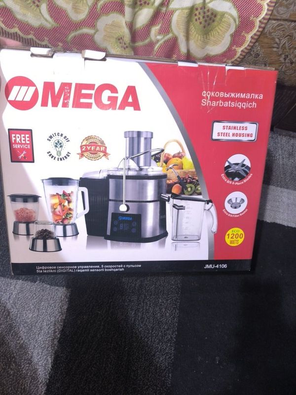 Соковыжималка Мега, кофемолка, блендер