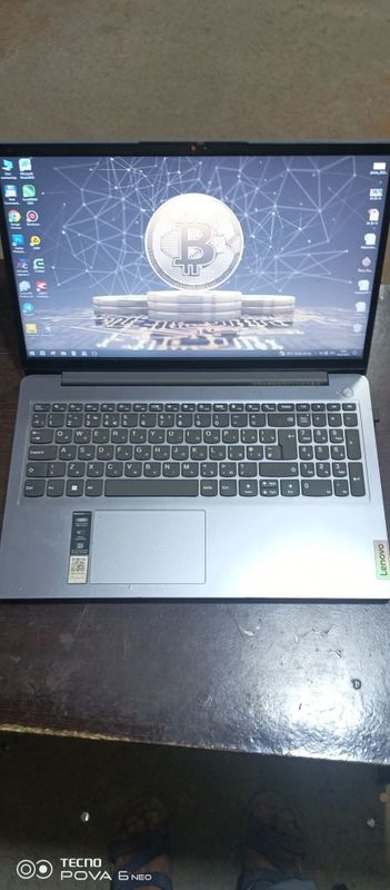 Lenova I3 15/7 dyumli Lenova I3 15/7 dyumli