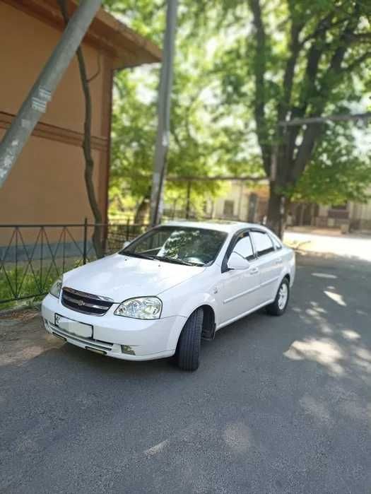 lasetti 1.8 avtomat 2009yil lasetti 1.8 avtomat 2009yil