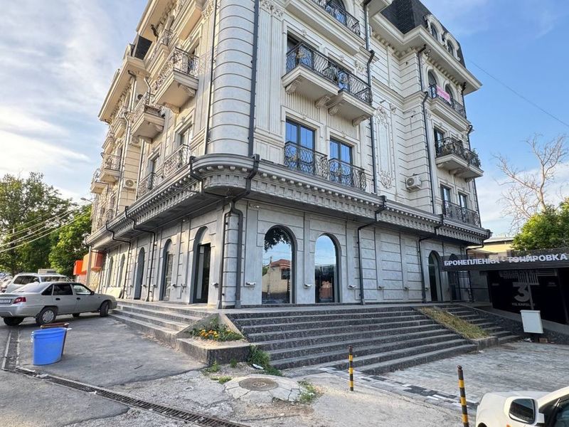 Новостройка / Луначарский 323м2 Готовый Арендатор Новостройка / Луначарский 323м2 Готовый Арендатор