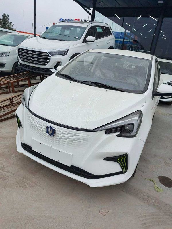 Changan Ben Ben электромобили Акцияда 13000$ зартяда 1 да 310 км юради