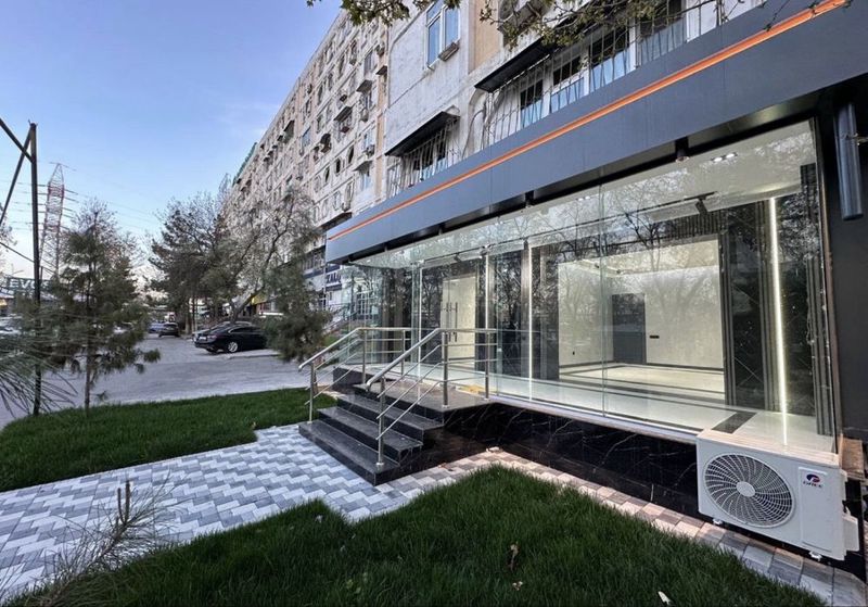 Продается офис с евроремонтом , Универсам