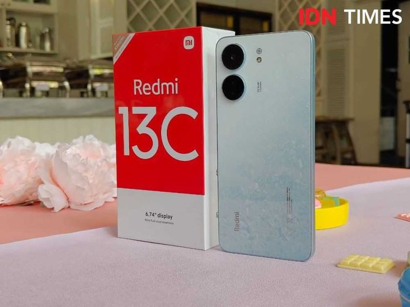 Redmi 13c 1milion600ming som Gurlan