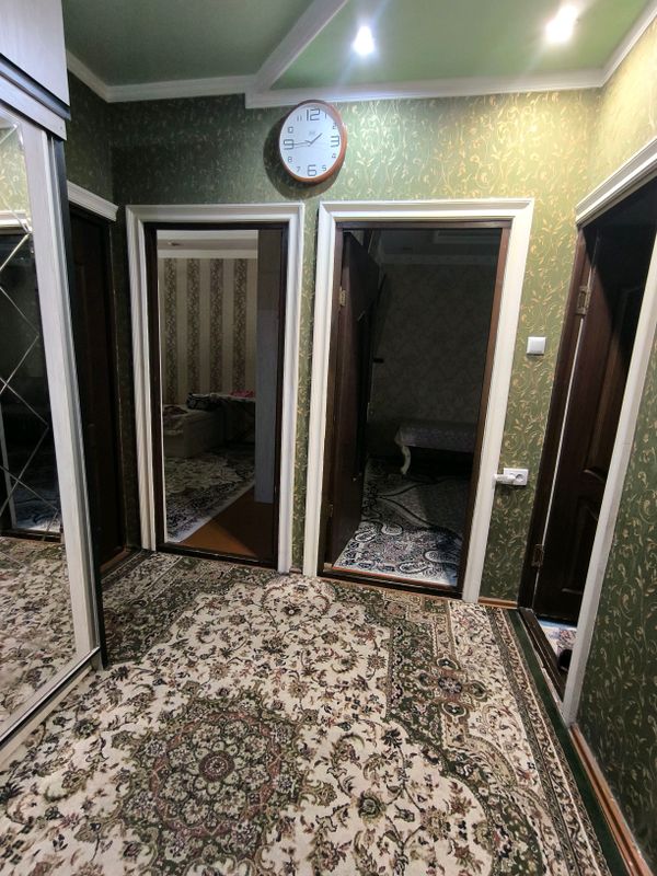 куйлик 2  5/1/3 продается квартира .