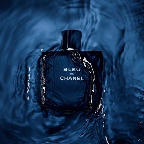 Blue Shanel Atir Erkaklar tanlovi