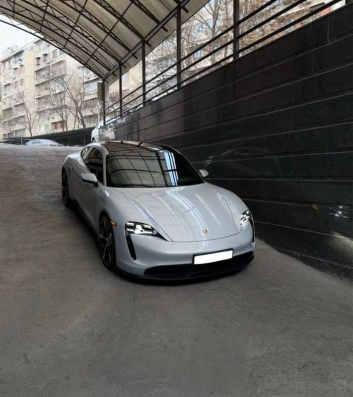 Porsche taycan 4S Porsche taycan 4S