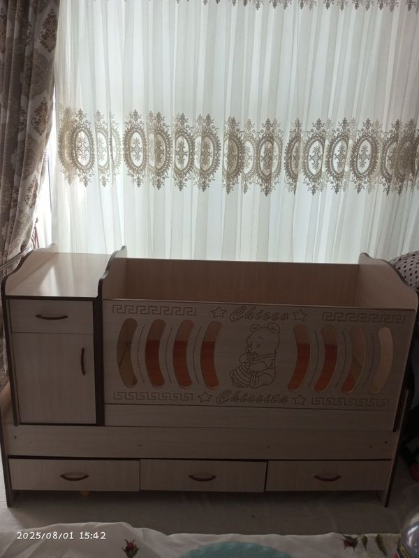 Detskiy karavat srochna sotiladi Detskiy karavat srochna sotiladi