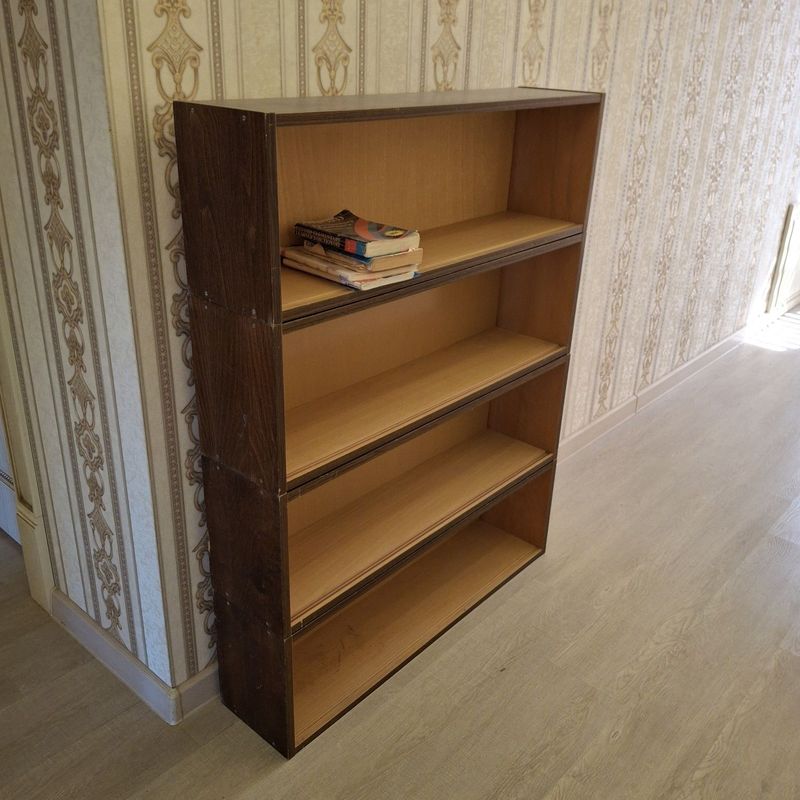 Полка книжная. Б/У. Советская Полка книжная. Б/У. Советская