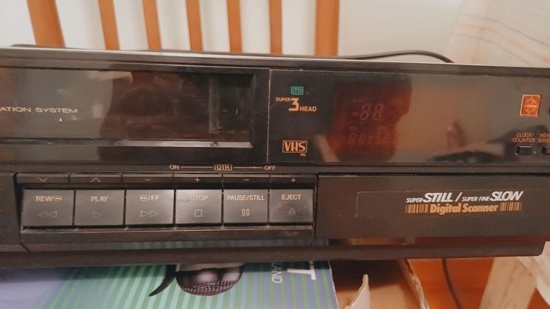 Видиомагнитофон National NV-G 130EM