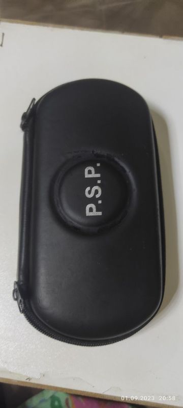 PSP чехол в хорошем состоянии