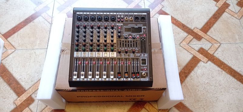Sar ER6USB usilitel pult 99 reverb Sar ER6USB usilitel pult 99 reverb