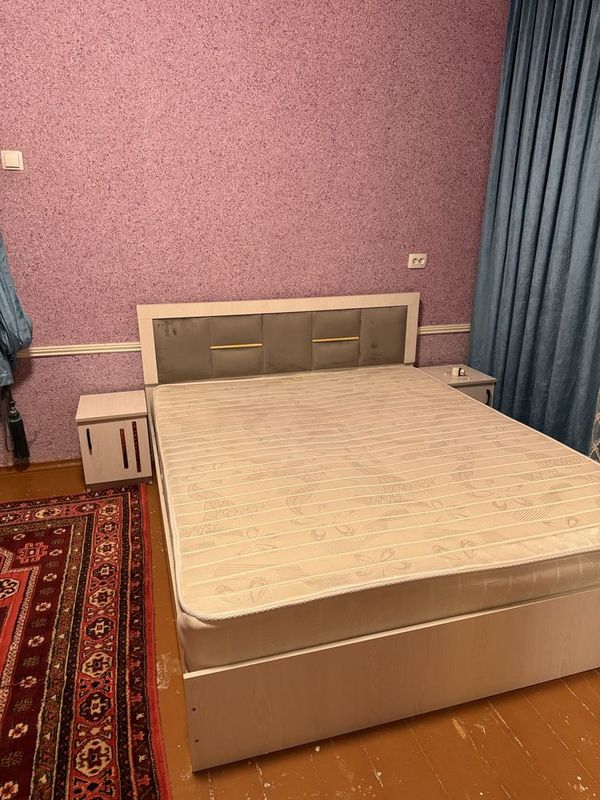 Спальный гарнитур