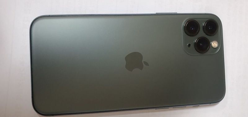 Iphone 11 pro green