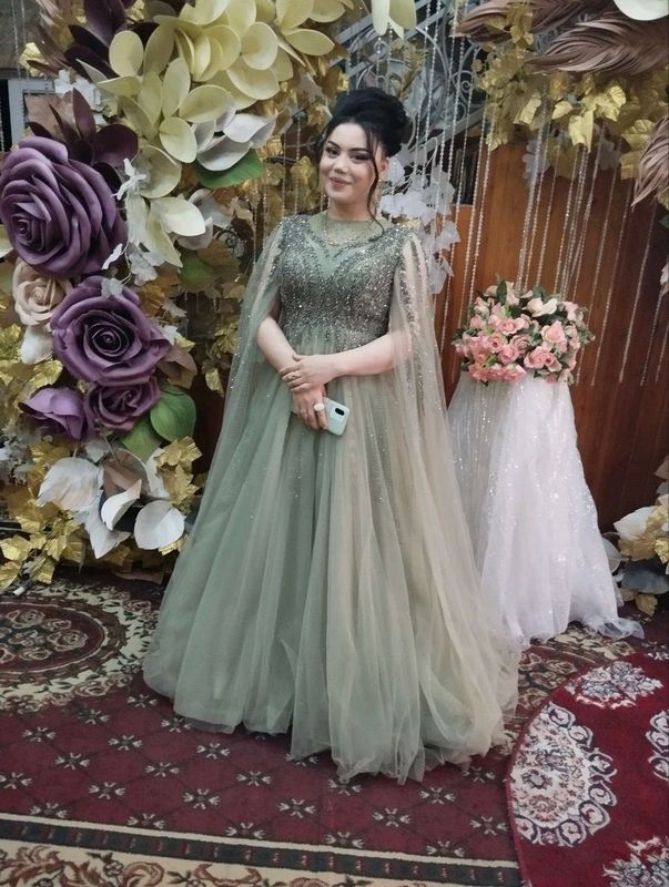 Holati yangi 1 marta kiyilgan Holati yangi 1 marta kiyilgan