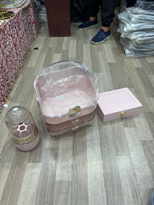 Kosmetichka nabor XAMMASI -390.000 Kosmetichka nabor XAMMASI -390.000