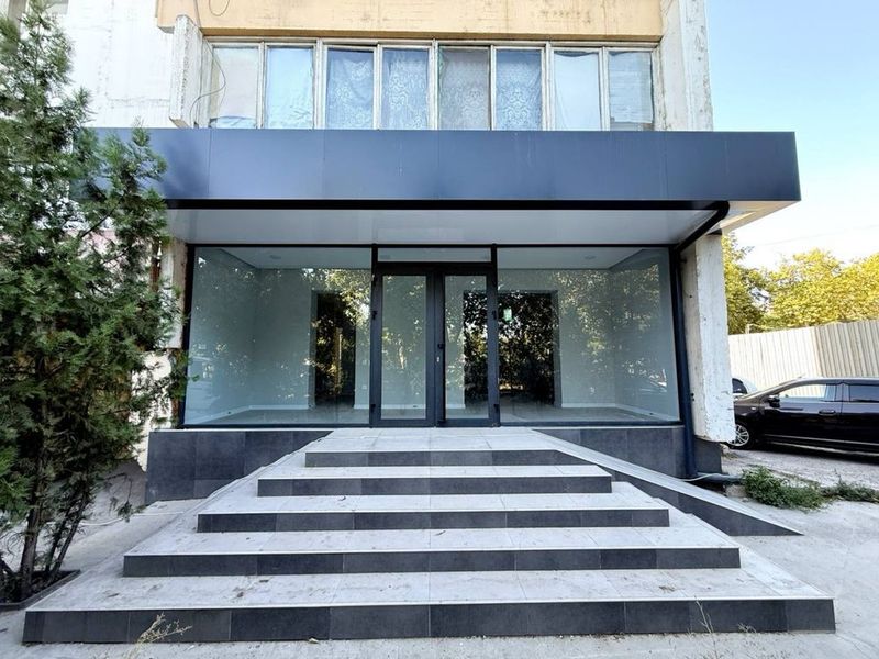 Юнусабад 13 Квартал Напротив Узгазоил Продается Нежилой