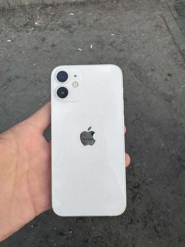 Iphone 12 Mini sotiladi