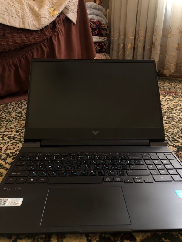 Victus by HP Gaming Laptop(srochno)