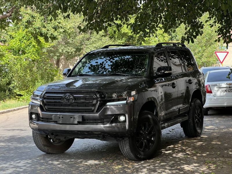 Toyota Land Cruiser 200 V 8. Аренда. с. выкуп Toyota Land Cruiser 200 V 8. Аренда. с. выкуп