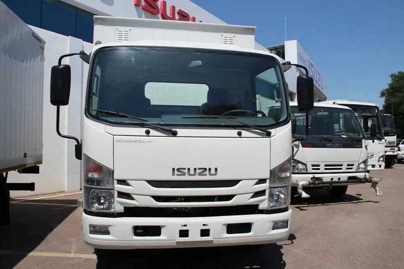 ISUZU 5t yillik 10% stavkada shoshiling!!!