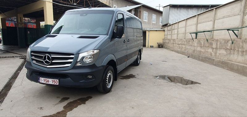 Mercedes benz sprinter