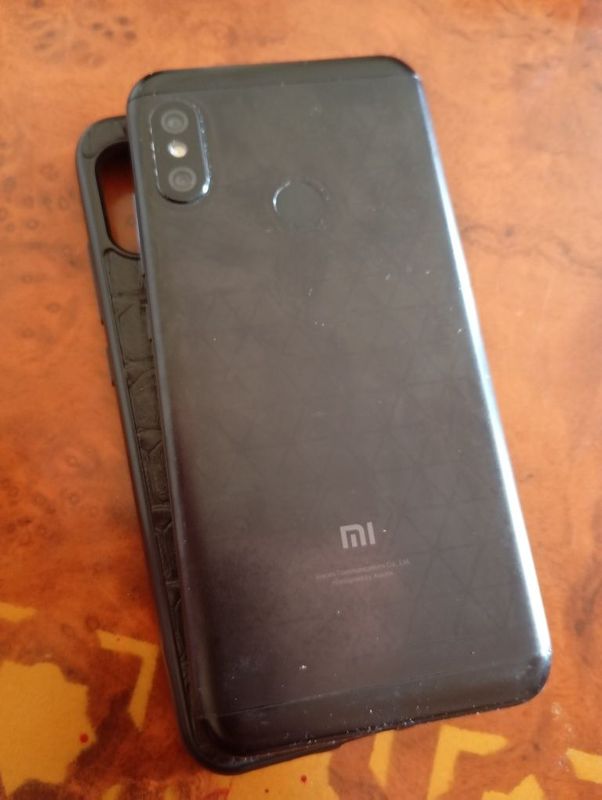 Redmi 6 pro 4/64 Redmi 6 pro 4/64