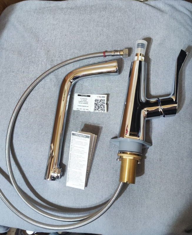 Продается смеситель для кухни hansgrohe Продается смеситель для кухни hansgrohe