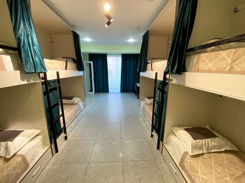 A hostel (100.000 сум) Тинчлик метро 300 метр