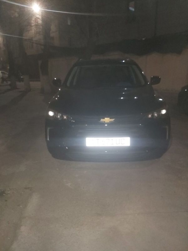 Tracker LTZ 2024 yil oktyabrda salondan olingan avtomobil sotiladi