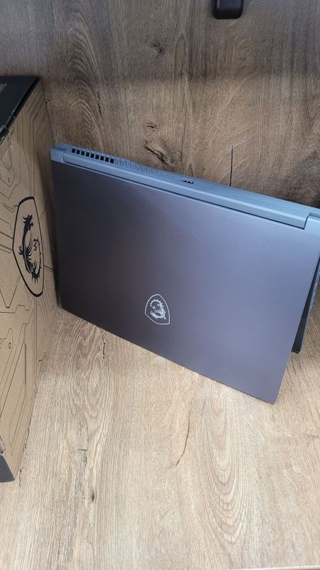 Thin 15 B12UCX Intel Core i5-12450H (Korea) Thin 15 B12UCX Intel Core i5-12450H (Korea)