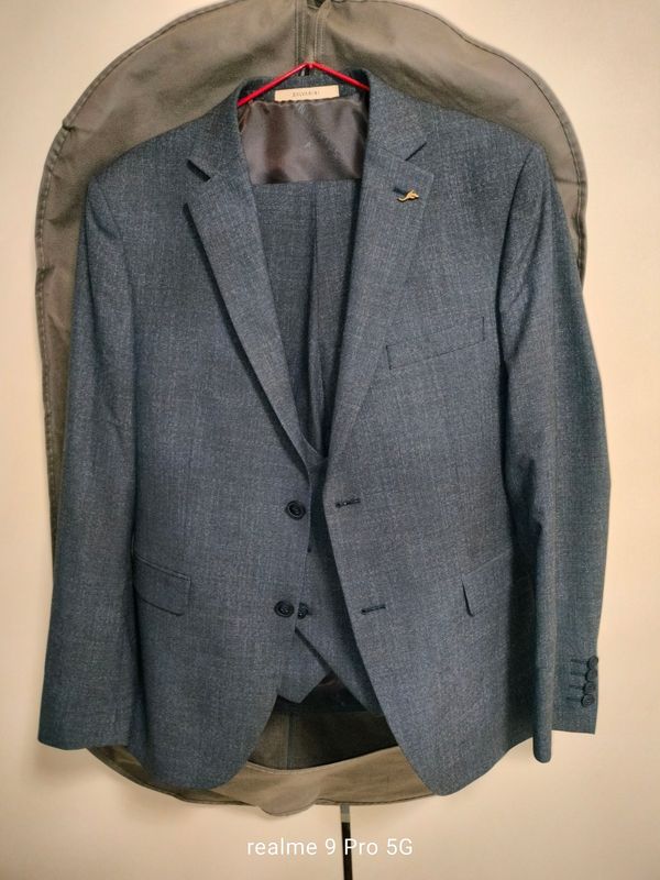 SALVARINI (slim fit )Gold classic kostyum SALVARINI (slim fit )Gold classic kostyum