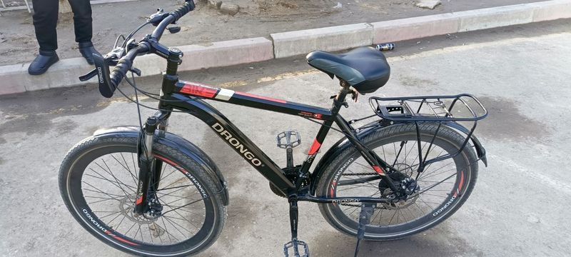 Velosiped sotiladi Velosiped sotiladi