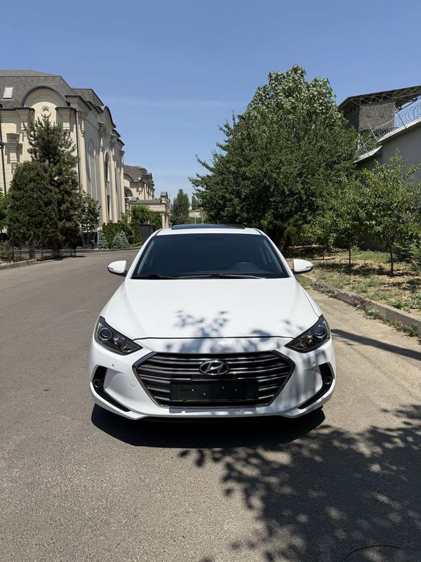 Hyundai ELANTRA GLS Sotiladi Hyundai ELANTRA GLS Sotiladi