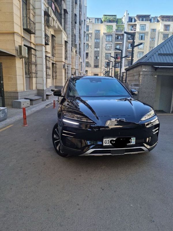 Byd 2025 elektromobil 605km 22.000 probeg Byd 2025 elektromobil 605km 22.000 probeg