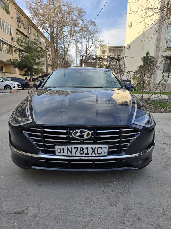 Продам Hyundai Sonata 2,5 Мотор 6 Позиция Родная Краска