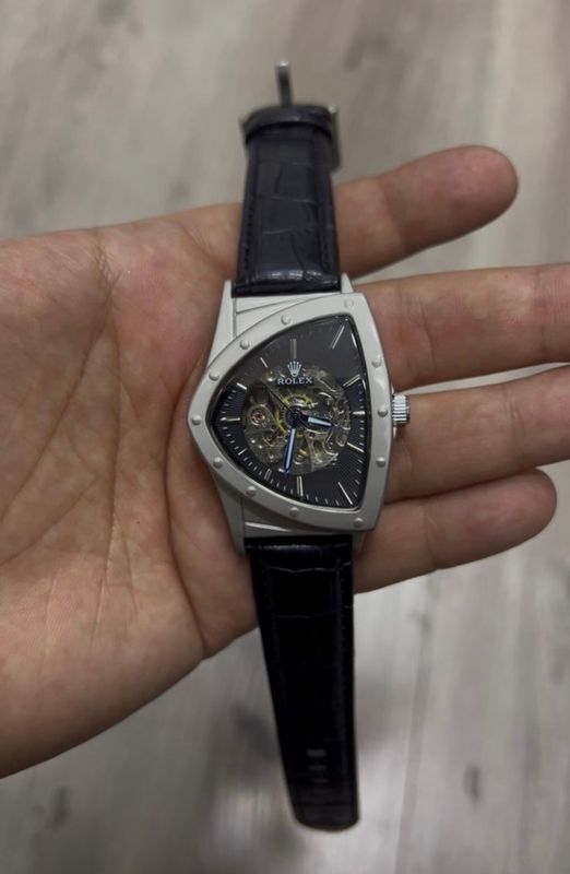 На Продаже Rolex трёхугольные Механические часы На Продаже Rolex трёхугольные Механические часы