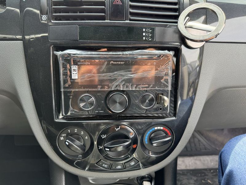 Pioneer 725 янги холатда бир ишлатилган корокалариям бор 120 $ Pioneer 725 янги холатда бир ишлатилган корокалариям бор 120 $