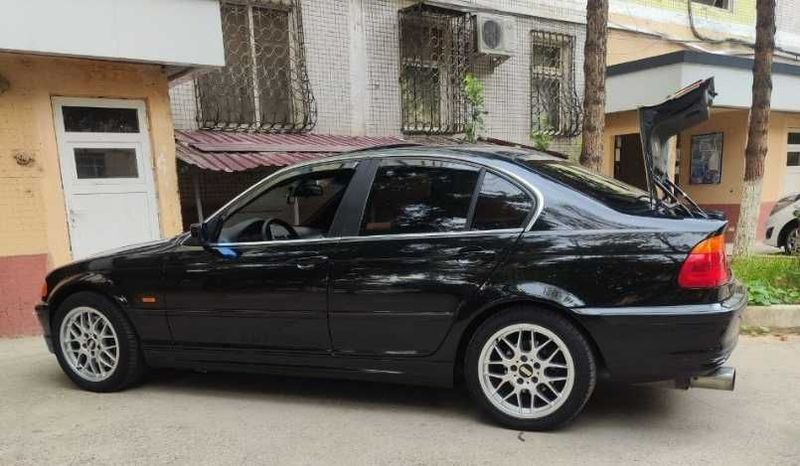 Bmw E46 черного цвета Bmw E46 черного цвета