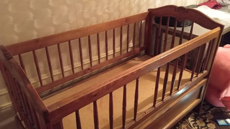 Большая детская кровать, из настоящего дерева