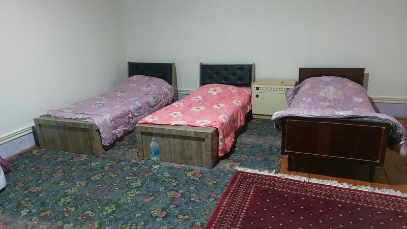 Кунлик ва узок муддатга жойлар бор хоналар шароити яхши метро тошке Кунлик ва узок муддатга жойлар бор хоналар шароити яхши метро тошке