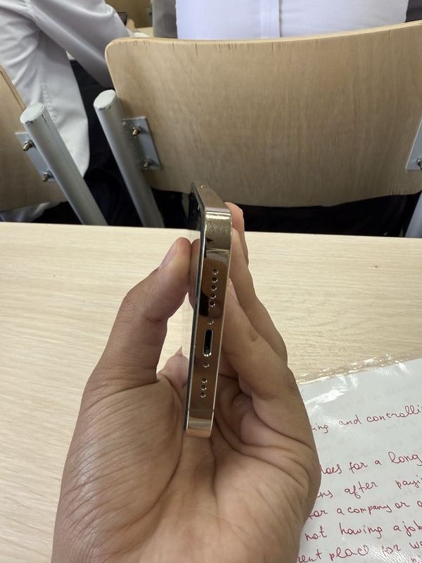 Iphone 13 pro gold rangda ideal daje qrilmagan 128gb KH/A Iphone 13 pro gold rangda ideal daje qrilmagan 128gb KH/A