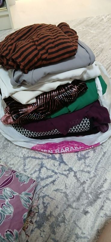 Ayollar kiyimlar tekingai 42,44,46 ramerdagi Ayollar kiyimlar tekingai 42,44,46 ramerdagi