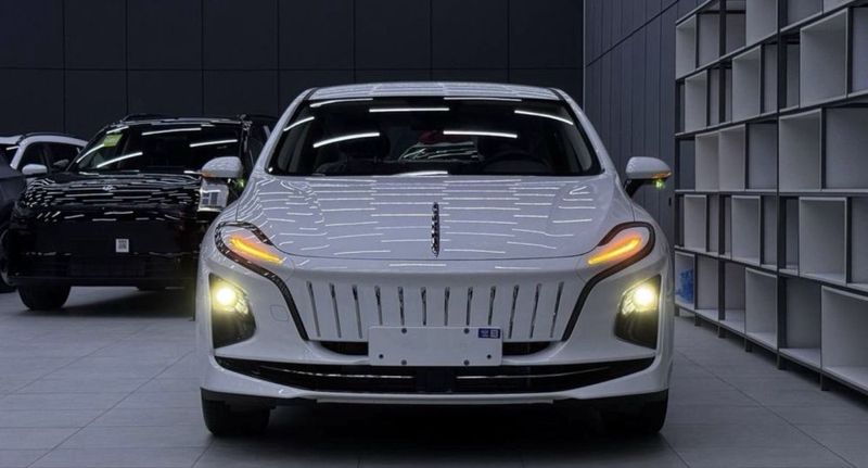 Electro car Hongı EQM 500 km Electro car Hongı EQM 500 km