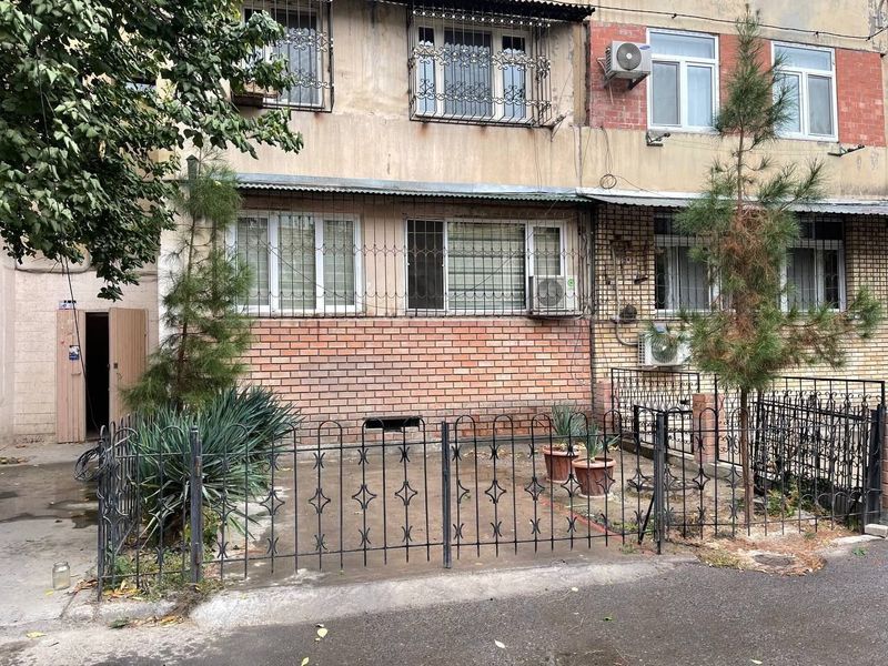 Аренда квартиры Яккасарай район 700 $/мес • 2 комнаты • 1 этаж / 4- Аренда квартиры Яккасарай район 700 $/мес • 2 комнаты • 1 этаж / 4-