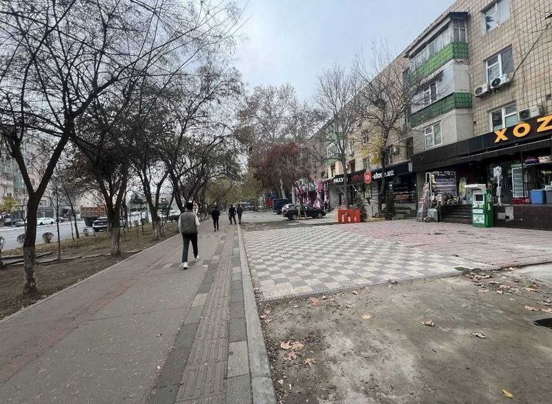 Сдаётся в аренду 100м2 Ориентир: Ойбек Сдаётся в аренду 100м2 Ориентир: Ойбек