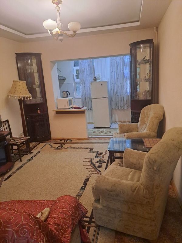 БИЙ Бузбазар 1/2/4 (40м2)