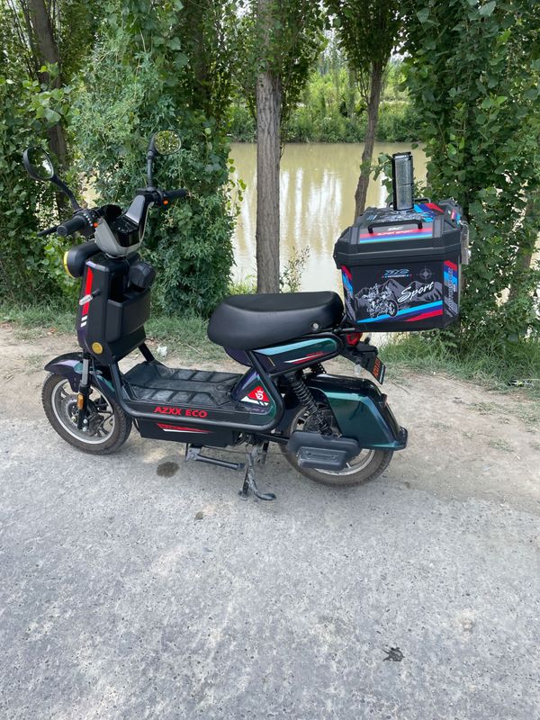 Elektro skuter sotiladi Elektro skuter sotiladi