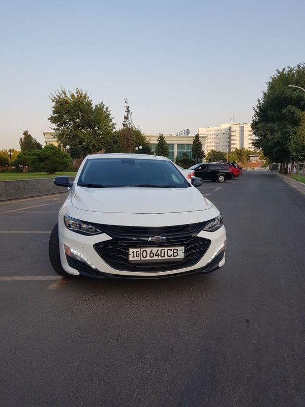 Malibu XL 2023 yil Oq Toza